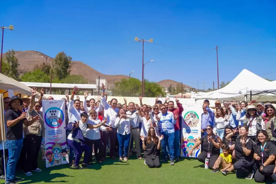 Servicios de salud en mega jornada residentes de zona Este de Tijuana