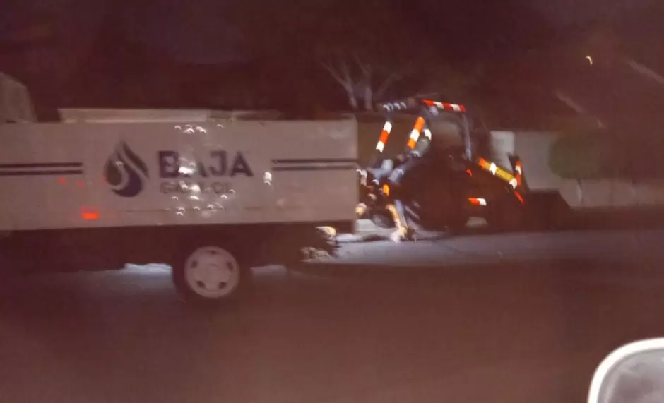 Compaa de Gas trabaj durante la noche para corregir falla en alcantarillas de Lomas de Agua Caliente