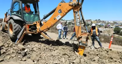 Avanza nueva red de agua potable para la colonia Ley del Servicio Civil en Tijua