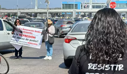 Maestros provocaron retrasos de una hora por bloqueos en la Sentri de San Ysidro