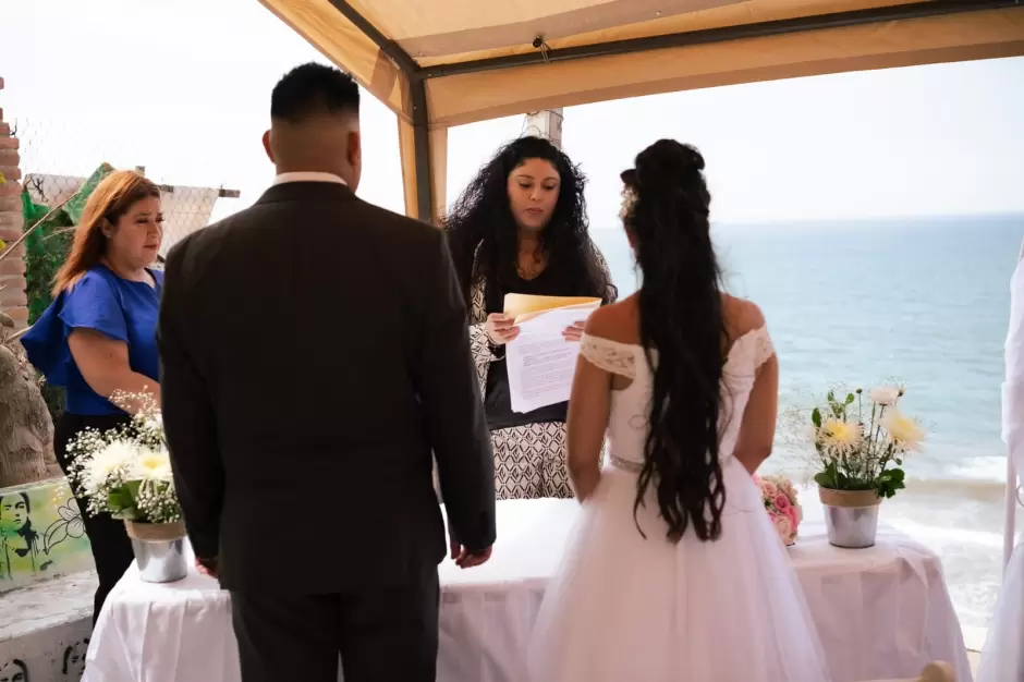 Encabeza Alejandra Padilla ceremonia de matrimonios en Delegacin Primo Tapia