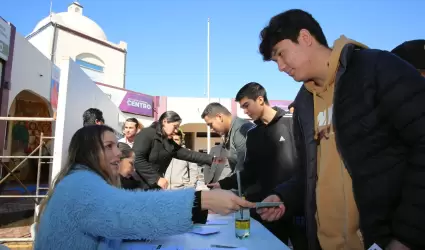 Registro de jvenes para obtener cartillla del SMN