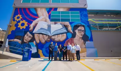 Develan mural sobre "Oportunidades" para jvenes en la educacin