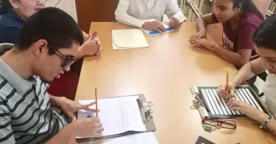 Biblioteca pblica central estatal cuenta con cursos para personas con discapaci