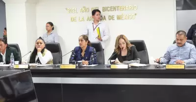 Gobierno municipal exhorta a empresas retirar cableado