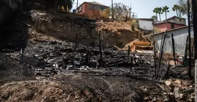 Explosin de mina de gas habra provocado incendio que destruy por completo cas