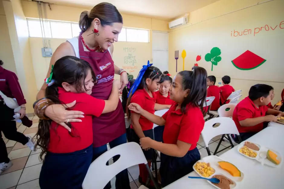 Pancita Llena, Corazn Contento en escuelas pblicas