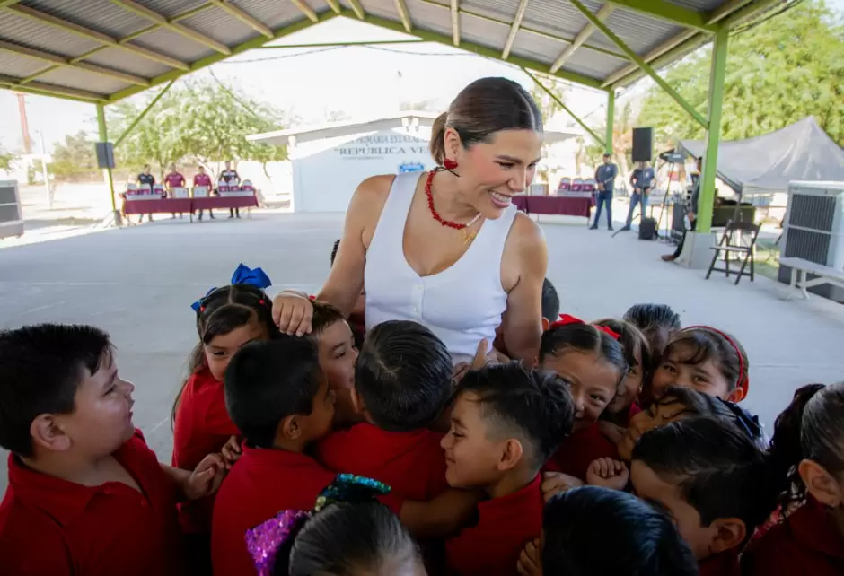 Pancita Llena, Corazn Contento en escuelas pblicas