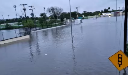 Lluvias provocan inundaciones en colonias de Matamoros tras paso de "Francine"