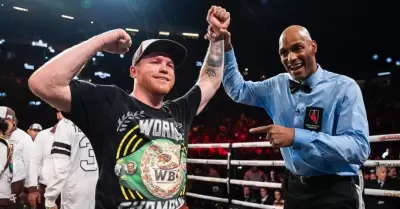 Sal "Canelo" lvarez le gan por decisin a Edgar Berlanga