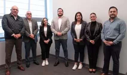 Ofrece Ismael Burgueo a regidores de oposicin del XXV Ayuntamiento de Tijuana 