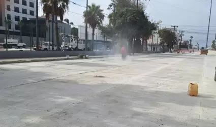 Realiza Gobierno de Ensenada barrido mecnico en alrededor de 42 kilmetros de v