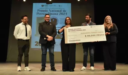 Escritora de Chihuahua recibi el Premio Nacional de Poesa Tijuana 2024