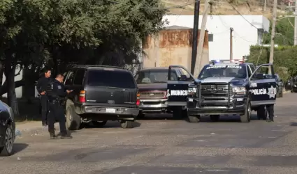 Resguardan a estudiantes del CBTIS por balacera en Playas de Tijuana