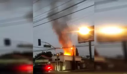 Incendio en colonia 20 de Noviembre provoc apagones en La Mesa