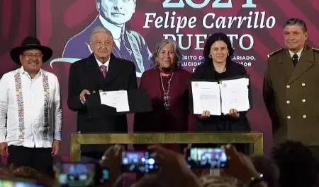 AMLO firma reformas constitucionales en su ltimo da de gobierno