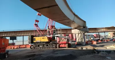 Inicia SIDURT montaje de trabes para puente de vuelta izquierda en distribuidor 