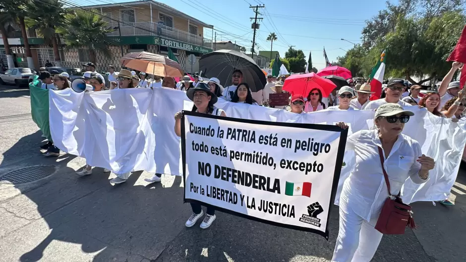 Protestan trabajadores del Poder Judicial y abogados contra reforma en la Garita de Otay