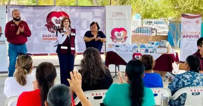 Benefician a residentes del Valle de Mexicali con apoyos sociales