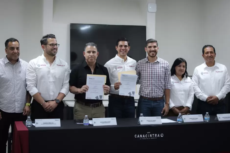 Fomentan Romn Cota y Canacintra Tecate competitividad mediante convenio