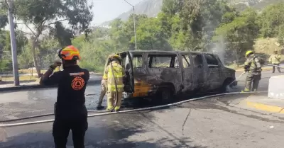 Incendio transporte escolar