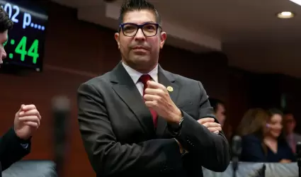 Senador Armando Ayala