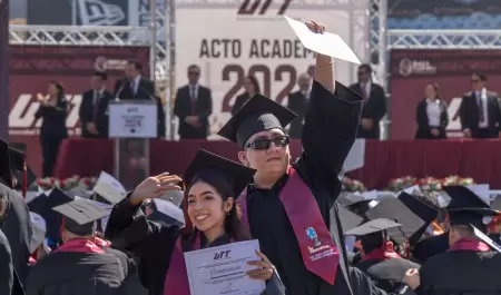 Acto Acadmico histrico de la UTT