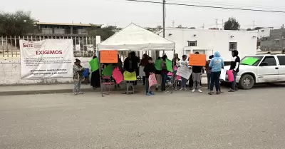 Piden derecho a la educacin tras dos aos sin clases en escuela tcnica en Vill