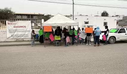 Piden derecho a la educacin tras dos aos sin clases en escuela tcnica en Vill