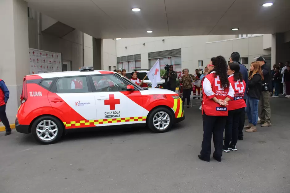 Cruz Roja Mexicana en Tijuana recibe unidad de primera respuesta donada por el Voluntariado de Damas