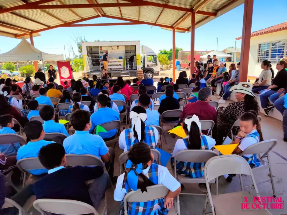 Recorrido "Letras Peninsulares" con el Librobs de FCE