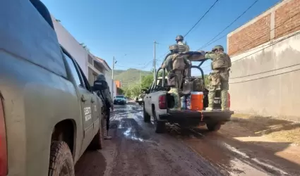 Enfrentamiento entre militares y civiles armados en la comunidad conocida como "