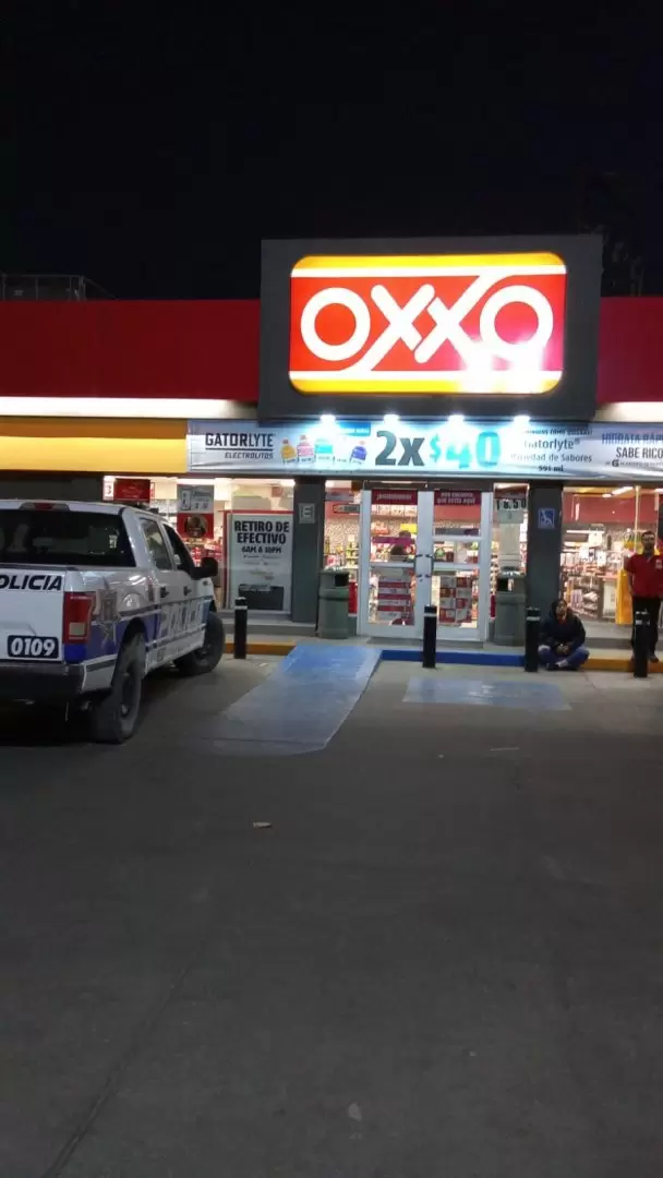 Detienen a un hombre por robo con violencia en tienda Oxxo en Mexicali