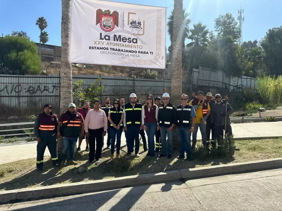 Supervisa alcalde Ismael Burgueo trabajos de limpieza y mantenimiento en tanques desarenadeores de Tijuana