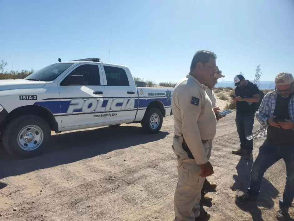 Rescatan a cinco personas desorientadas en el desierto de Mexicali