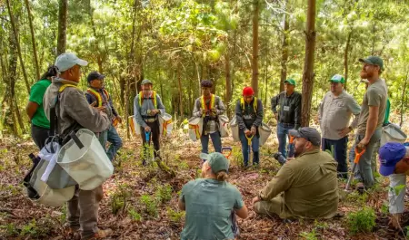 Ofrece Nacin Verde talleres en Tijuana para prevenir incendios en terrenos bald