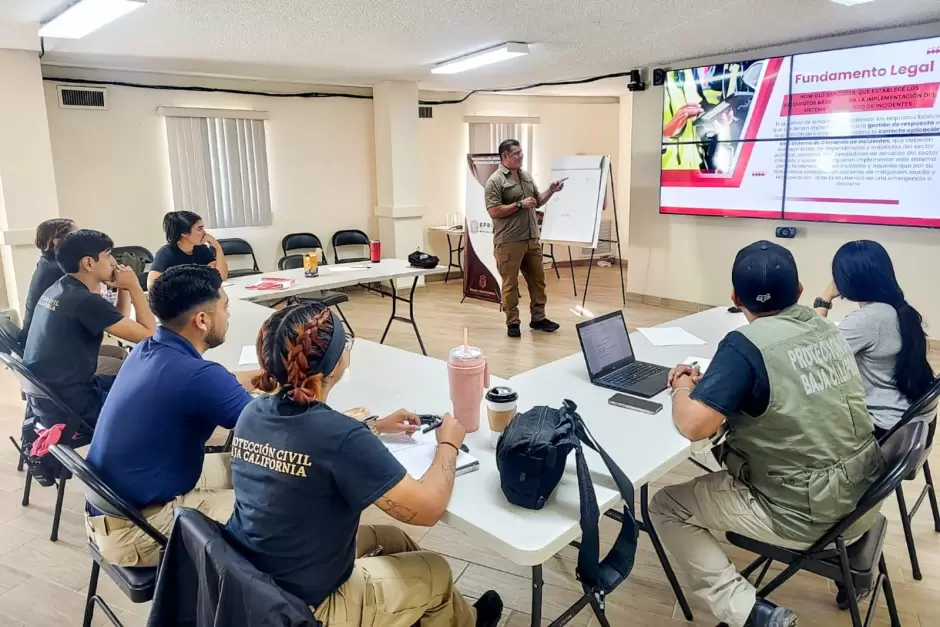 Se mantiene Proteccin Civil de Baja California en constante capacitacin