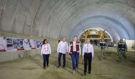 Sheinbaum supervisa avances del Viaducto Elevado de Tijuana