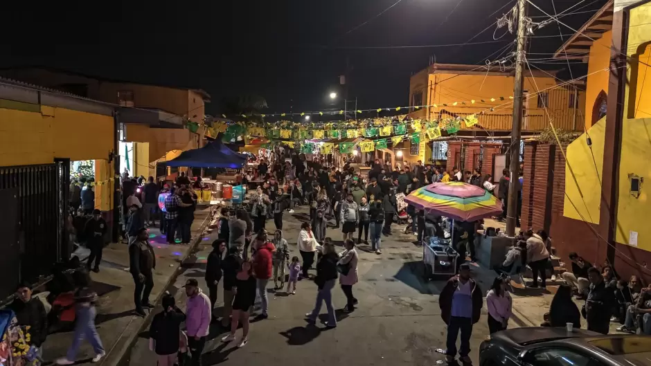 Fieles celebraron a San Judas Tadeo en la colonia Pedregal de Santa Julia