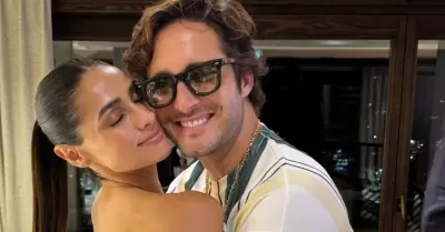 Diego Boneta y Renata Notni