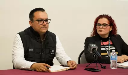 Refrendan compromiso para agilizar trmites y dar mejor atencin a contribuyente