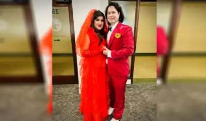 El condado celebra ceremonias de boda con temtica de Halloween