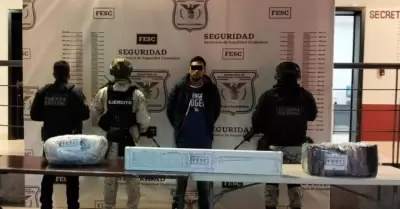 Aseguran FESC, SEDENA y guardia nacional pastillas de fentanilo y un arma de alt