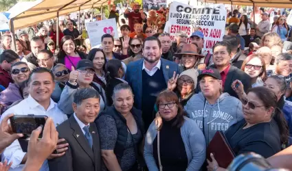 Atiende alcalde Ismael Burgueo Ruiz a la comunidad de la presa Aberlardo l. Rod