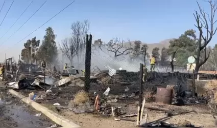 Siete viviendas fueron consumidas en su totalidad por incendio en predio invadid