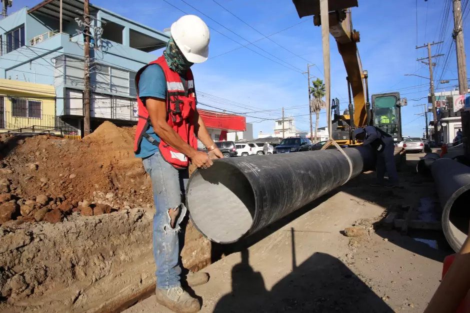 Trabajos de reposicin de la lnea de conduccin "La Presa - Morelos"