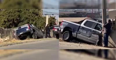 Patrulla de Polica Municipal colisiona durante persecucin en Tijuana