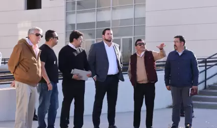 Recorre alcalde Ismael Burgueo zona donde se instalar la Universidad Rosario C