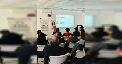 Promueve economa e innovacin programas de apoyo y emprendimiento entre estudia