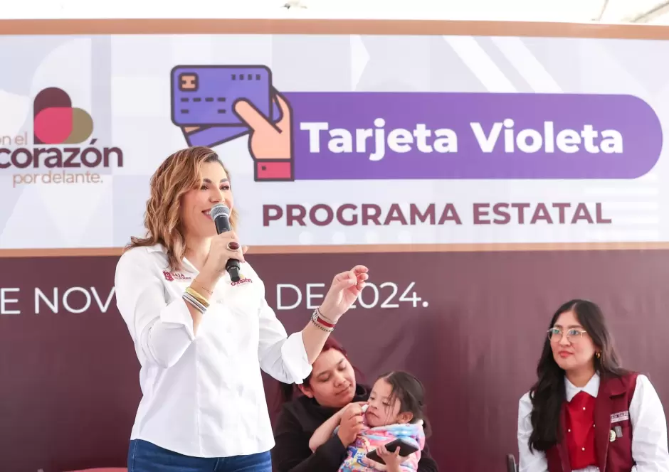 Tarjeta violeta